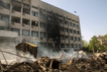 El ayuntamiento de Mariopol el dia despues de arder